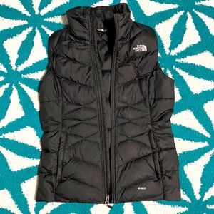 XS Woman’s NorthFace Black Vest